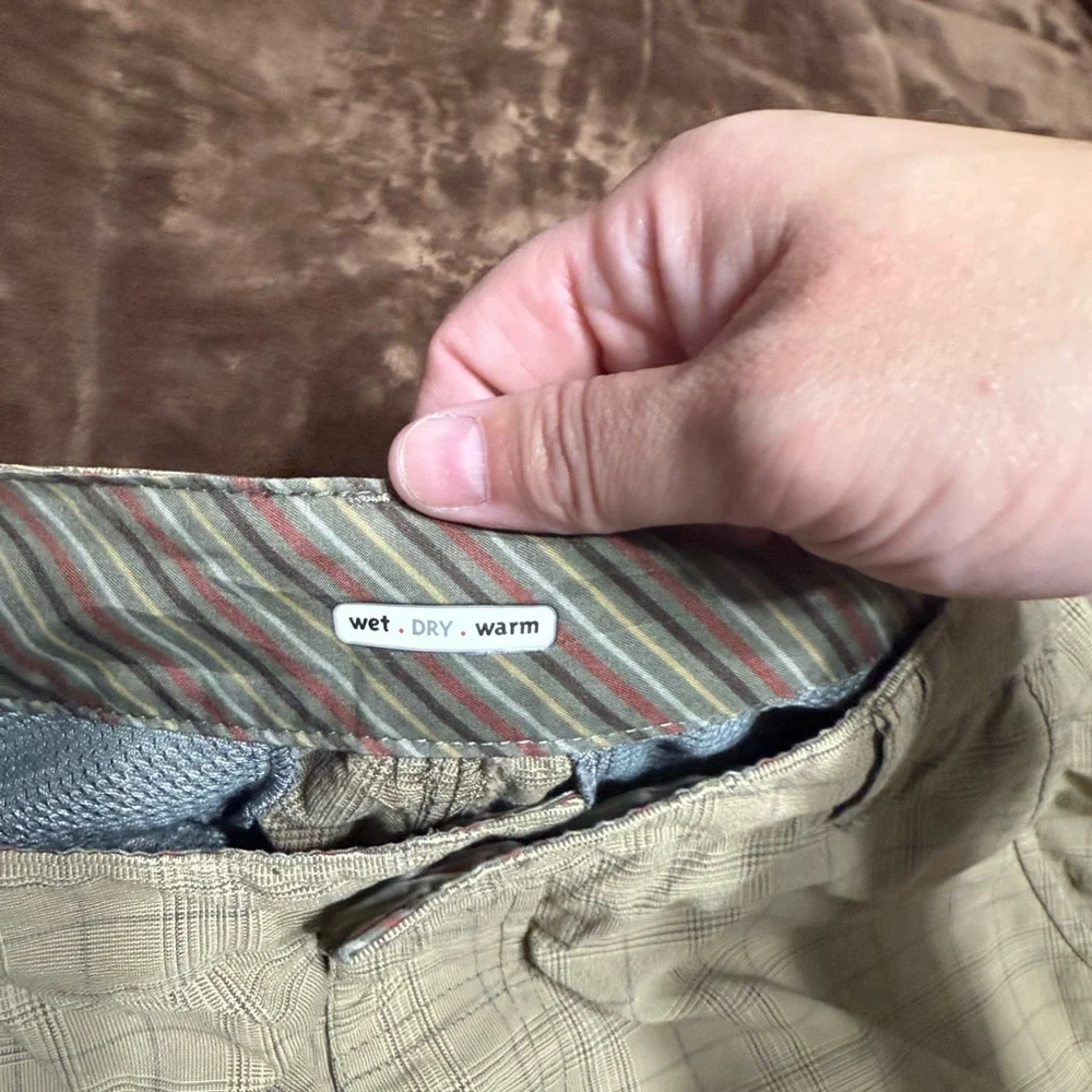 lululemon athletica Beige Flat Front Men Shorts